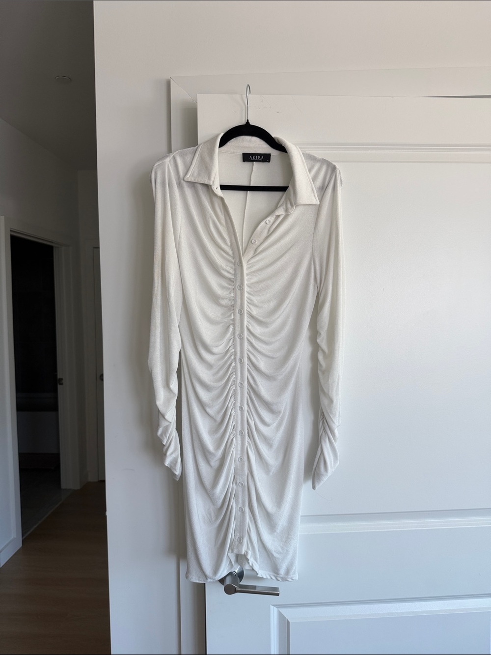 AKIRA Cream Button-Front Ruched Long Sleeve Dress
